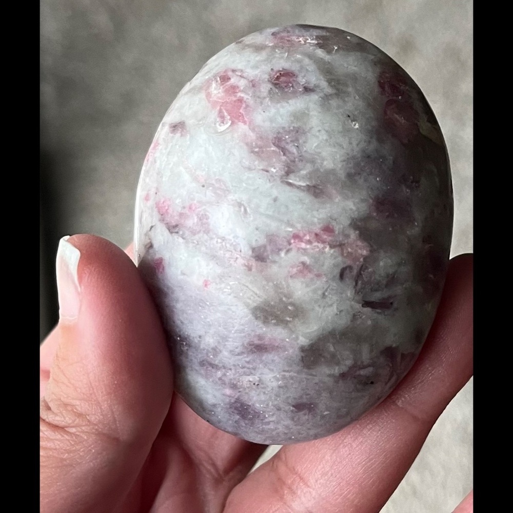 Rubellite Palm Stone - Picture 4 of 14
